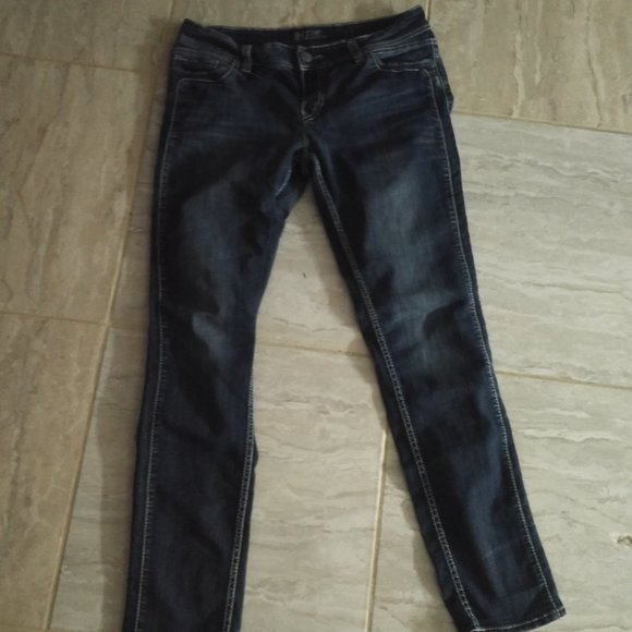 Jeans - Picture 1 of 2